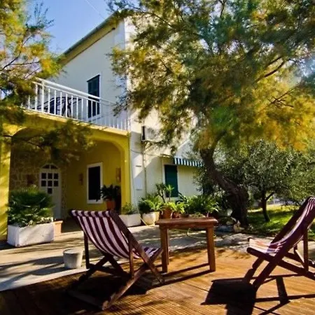 Апартаменты Vedran